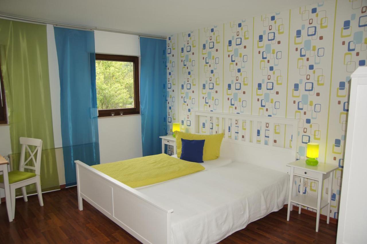 Gasthof Schumacher Hotel Garni Фройденберг Екстериор снимка