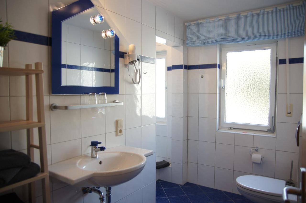 Gasthof Schumacher Hotel Garni Фройденберг Екстериор снимка