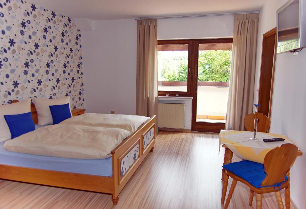 Gasthof Schumacher Hotel Garni Фройденберг Екстериор снимка