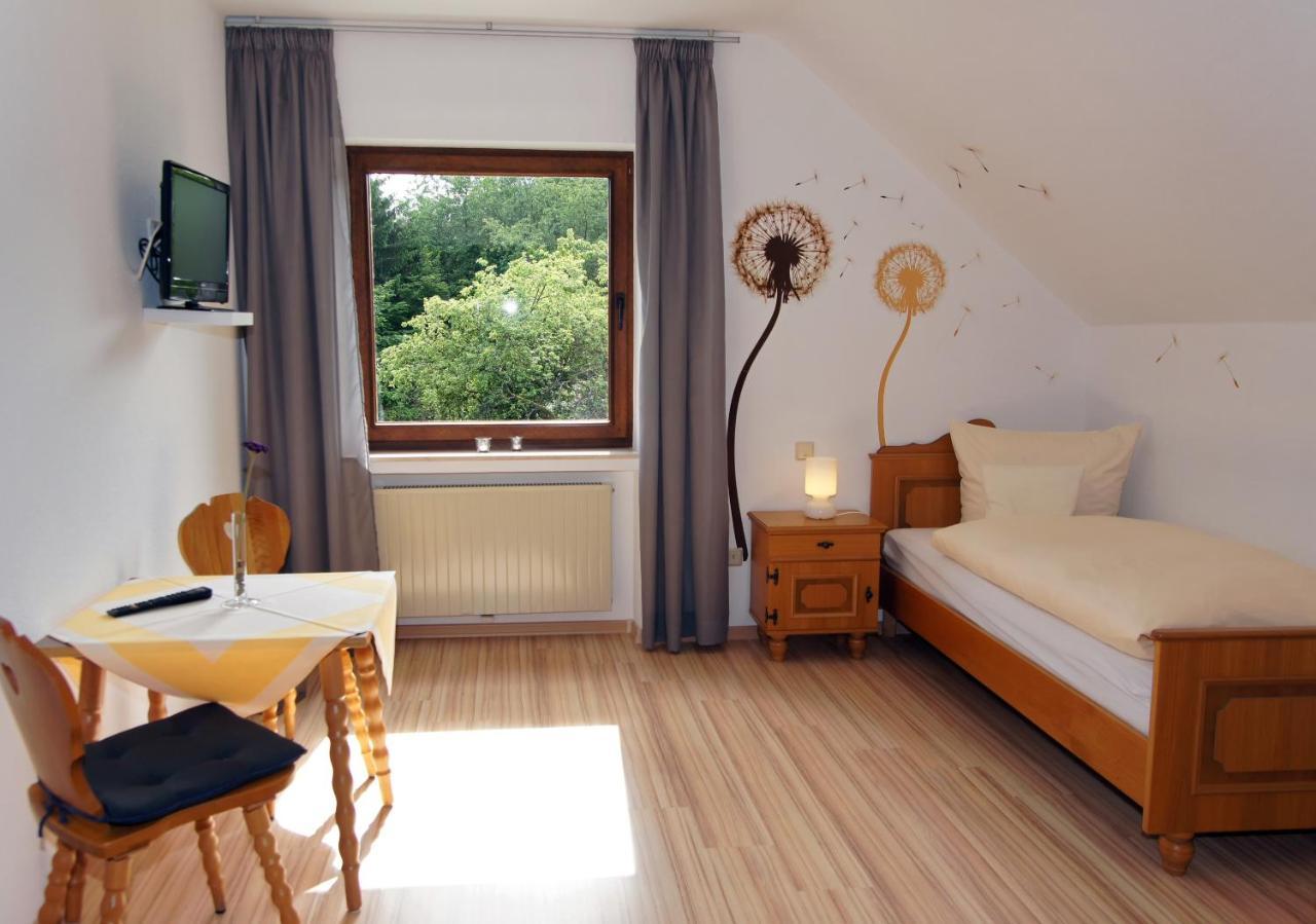 Gasthof Schumacher Hotel Garni Фройденберг Екстериор снимка