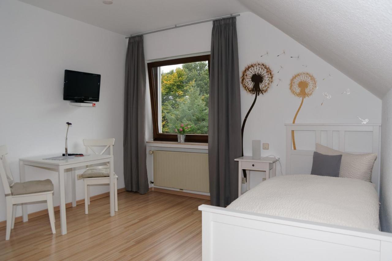 Gasthof Schumacher Hotel Garni Фройденберг Екстериор снимка